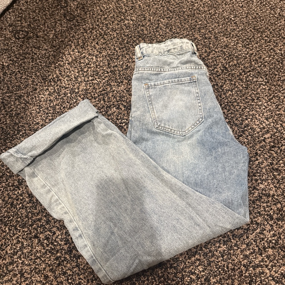 SHEIN Light Blue Straight Leg Jeans